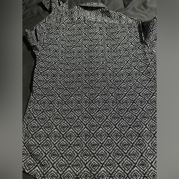 Express button up - Picture 3 of 5